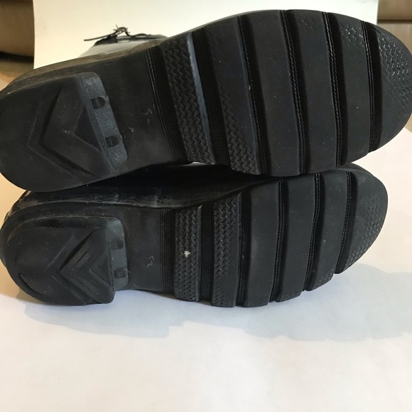 Hunter Classic Tall Gloss Black Rain Boots with buckle Womens 7 - Picture 6 of 15